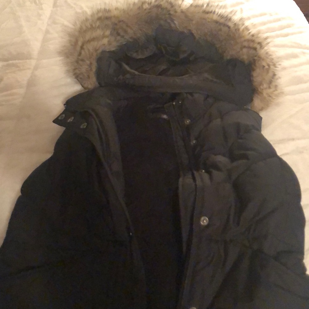 Banana Republic XS faux fur hooded vest black